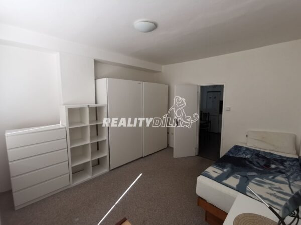 Byt 3+1 s lodžií a sklepem, 98m, Praha 10